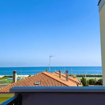 Moderno Attico A Due Passi Dal Mare Apartment Senigallia