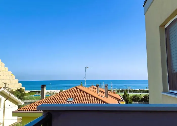 Moderno Attico A Due Passi Dal Mare 公寓 西尼加利亚