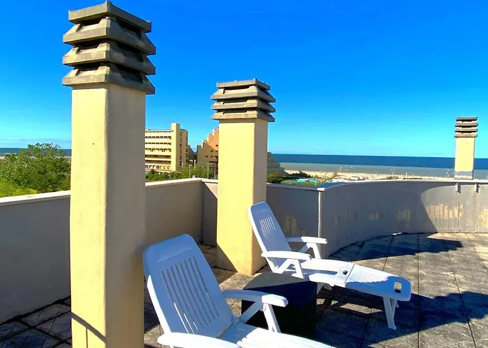 Moderno Attico A Due Passi Dal Mare 西尼加利亚