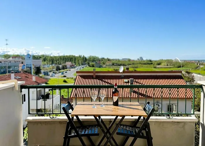 Moderno Attico A Due Passi Dal Mare *